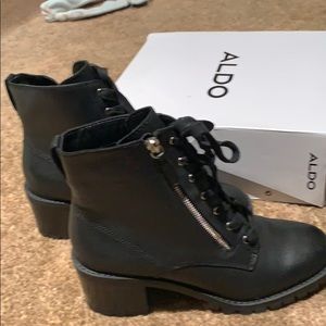 Aldo Abauvia Size 9 Black Leather Smooth